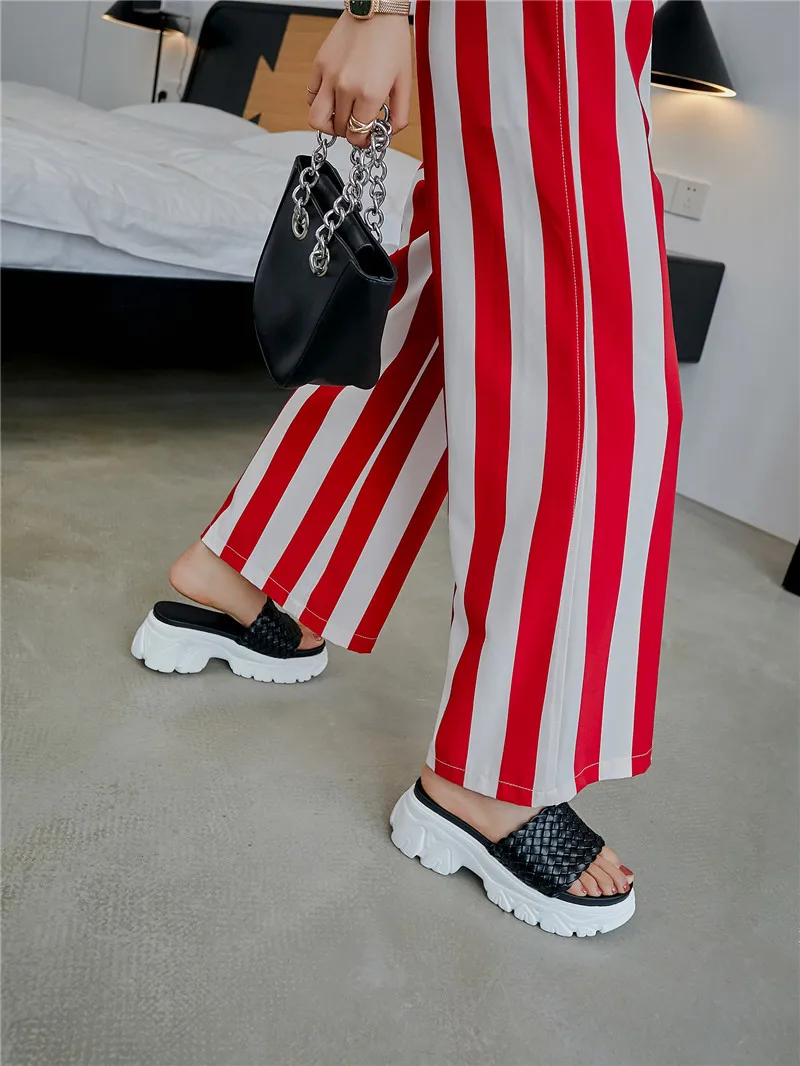 032A2779