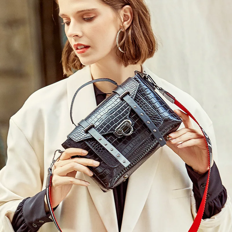 

Luxurious Cowhide Lady Trendy Retro Alligator Crossbody Shoulder Bags Cover Handbags for Female Embossed Genuine Leather FH317