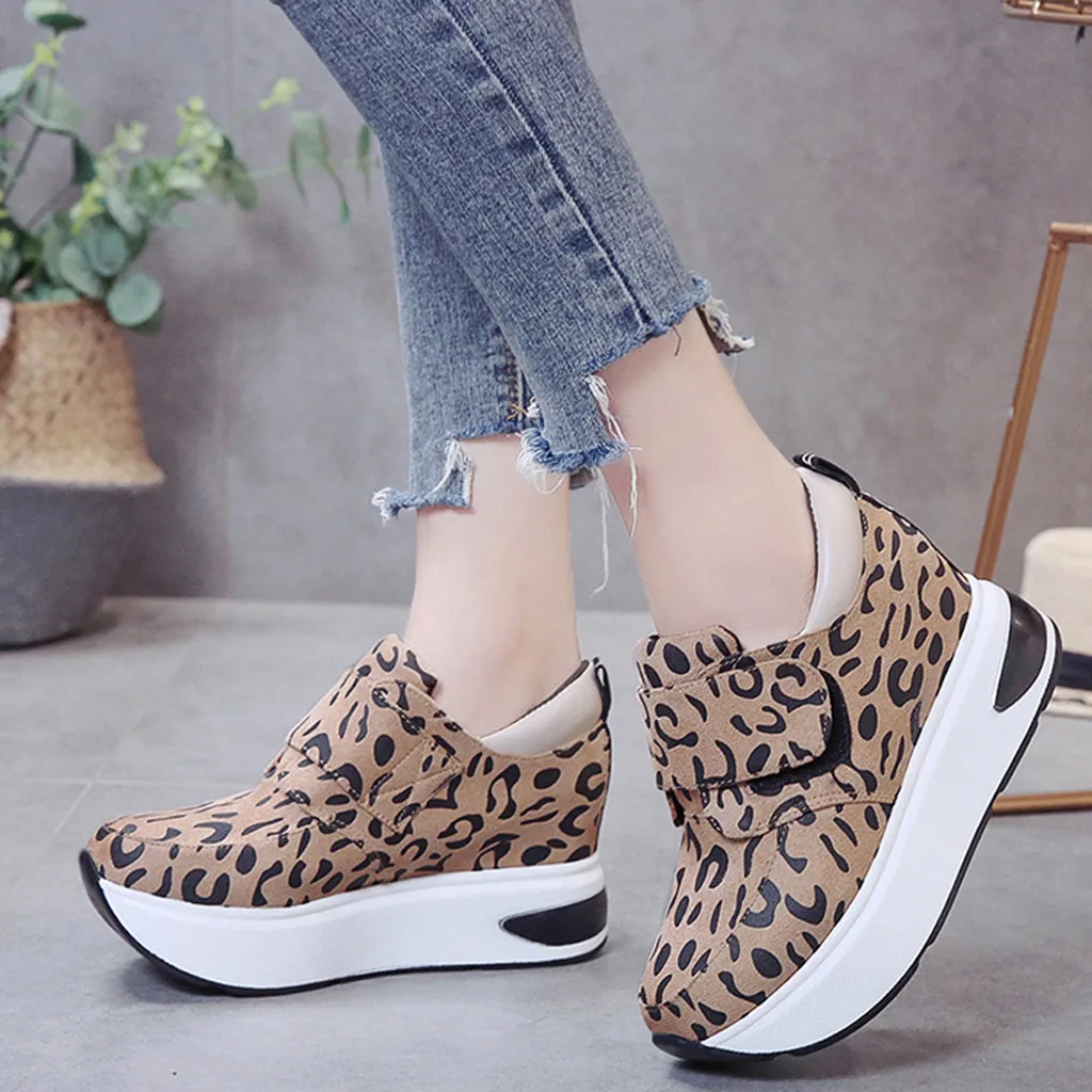 Женская обувь на платформе коллекция 2019 года увеличивающая рост парусиновая