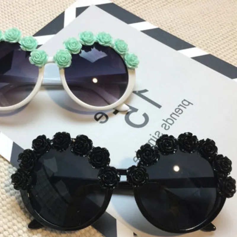 womens ray bans Gorgeous Women Round Sunglasses Crystal Diamond Pearl Handmade Eyewear UV400 Mirror Lens Flower Design Summer Sun Glasses big sunglasses