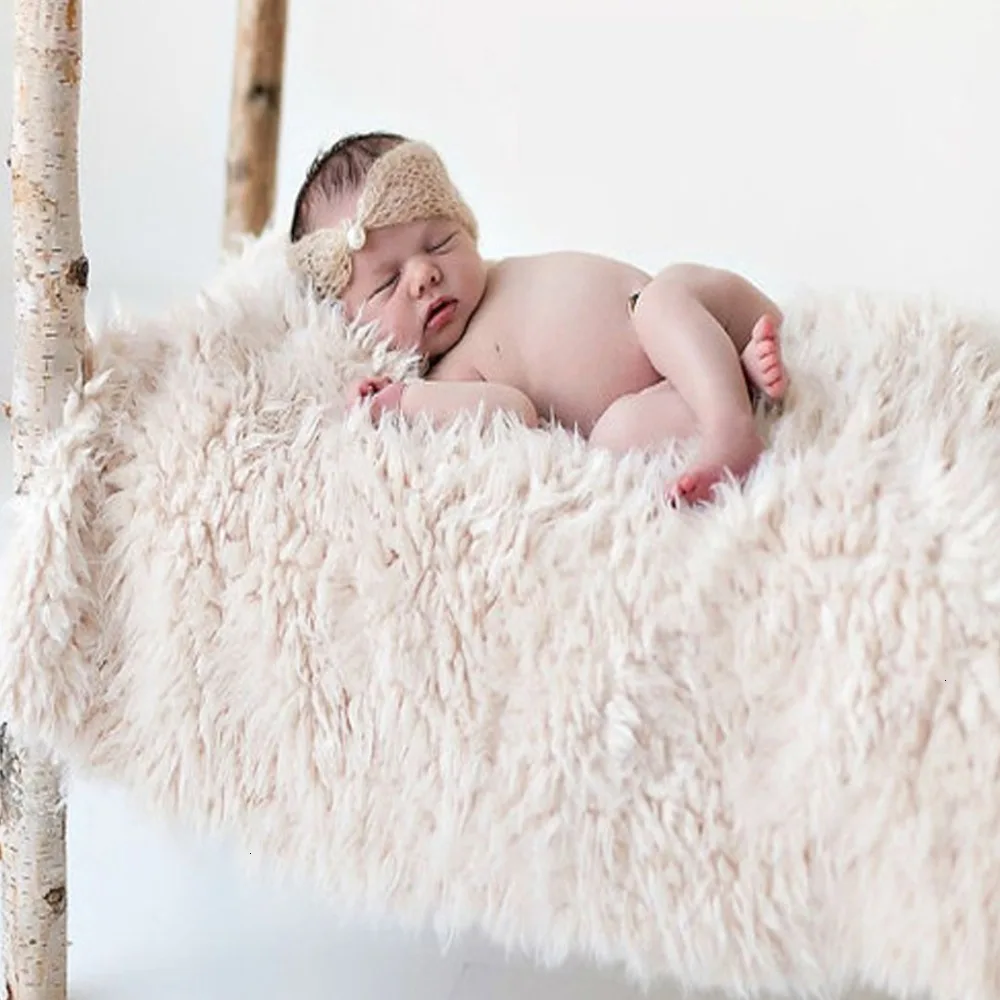 

50*50cm Newborn Photography Props Blankets,Soft Plush Baby Blanket Basket Stuffer,Faux Fur Fotografia Background Filler Shoot