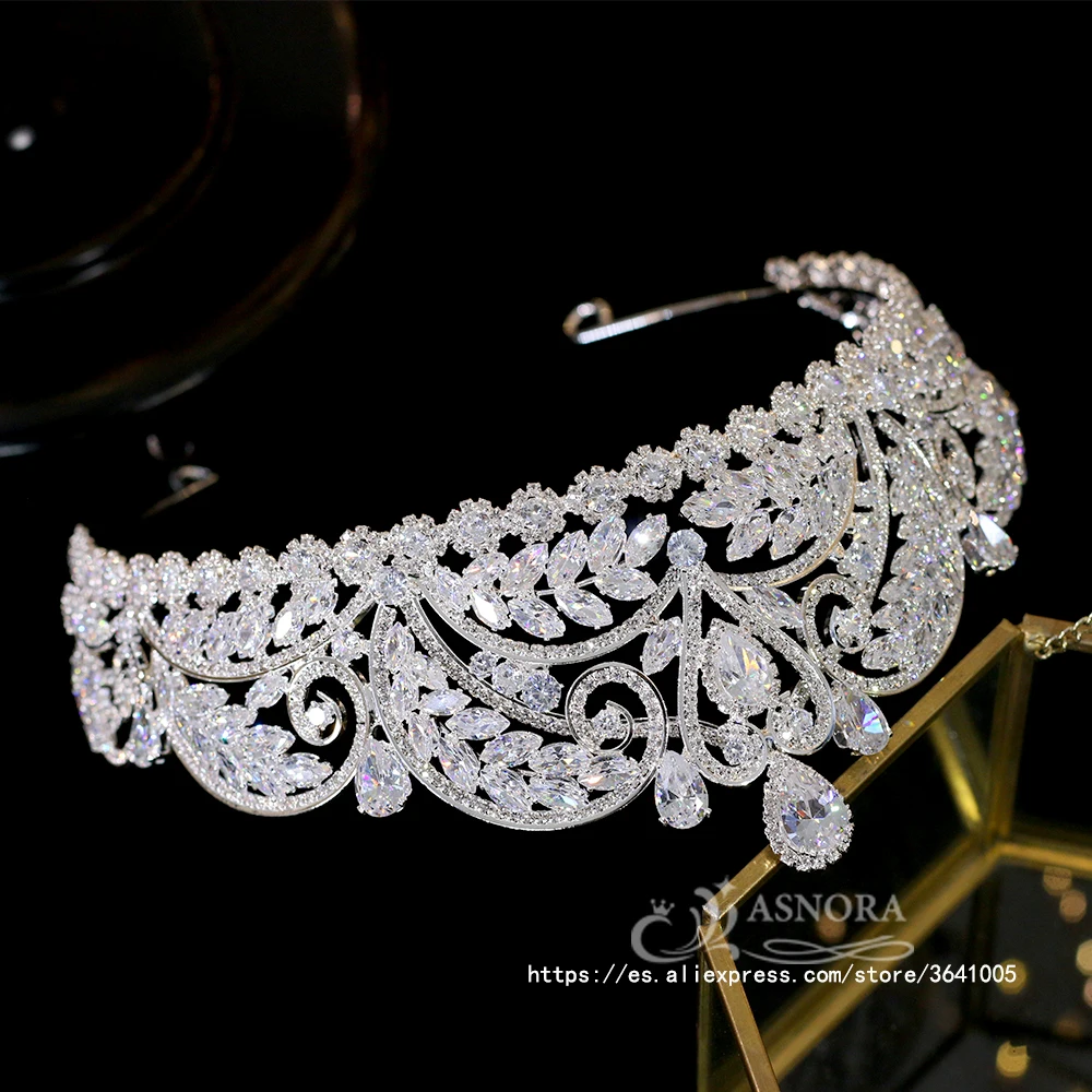 Bridal Wedding Crown Hair Accessories  Baroque Crystal Tiaras Princess Birthday Party Wedding Dress Accessories A00653
