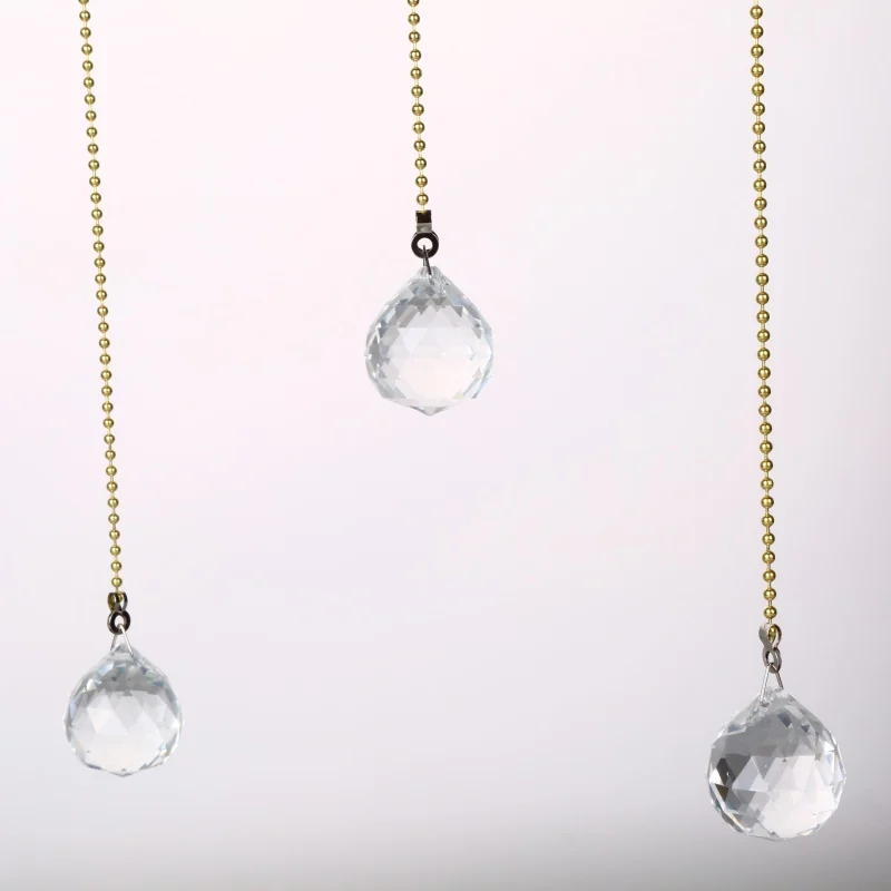 Household Decorative Hanging Photo Display Frame Pictures Organizer Home Wall Decor With Clear Crystal Pendant And 20 Clips