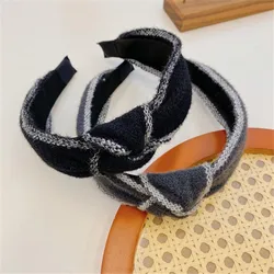 Fashion Plush Headband Facial Wash Simple Restraint Hair Band Korean Version Of The New Autumn And Winter Headwear