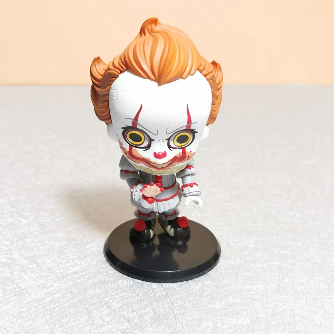 

Diffuse Will Anime Garage Kit Ht Clown Garage Kit Cute hui hun Clown Broken Hand-Model Ornaments