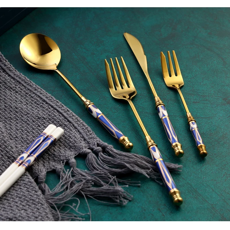 Description Picture 5 of item3Pcs/set Retro-style Ceramic Handle Dinnerware Sets 304 Stainless Steel Luxury Knife Fork Spoon Gold Flatware Cutlery Set