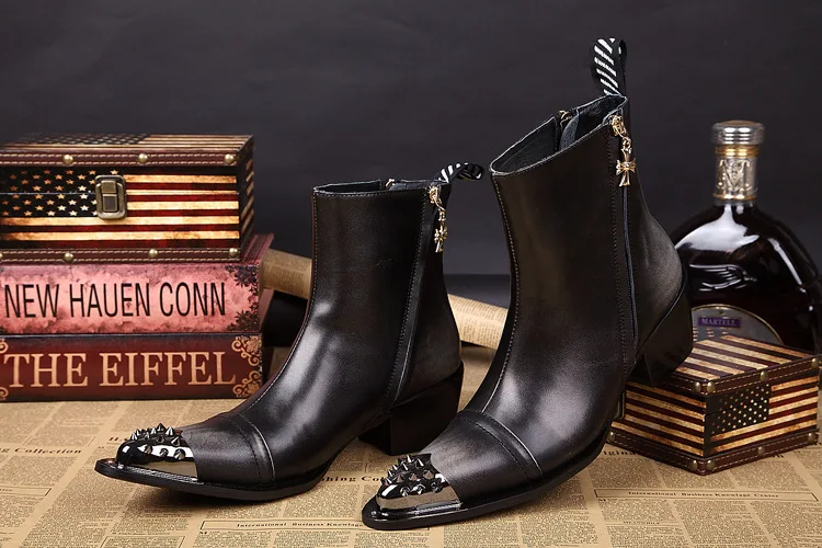 

Men's Black High Top Boots Pointed Iron Toe with Rivets Zipper Boots Casual Fashion Men's Leather Boots