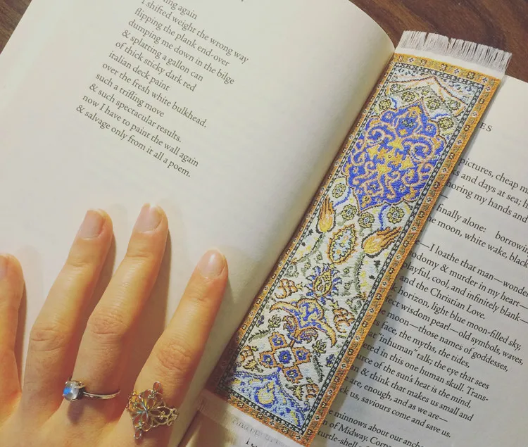 

Vintage Fashion The Carpet Style Farbic Bookmark Creative Floral Book Mark 1 Piece