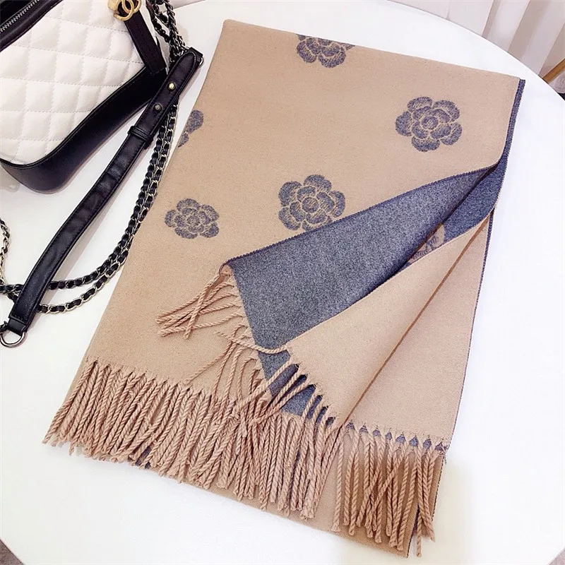 

New Style In 2019, Camellia Flower Imitation Cashmere Warm Scarf In Autumn and Winter. Fashion Trend Scarf Women
