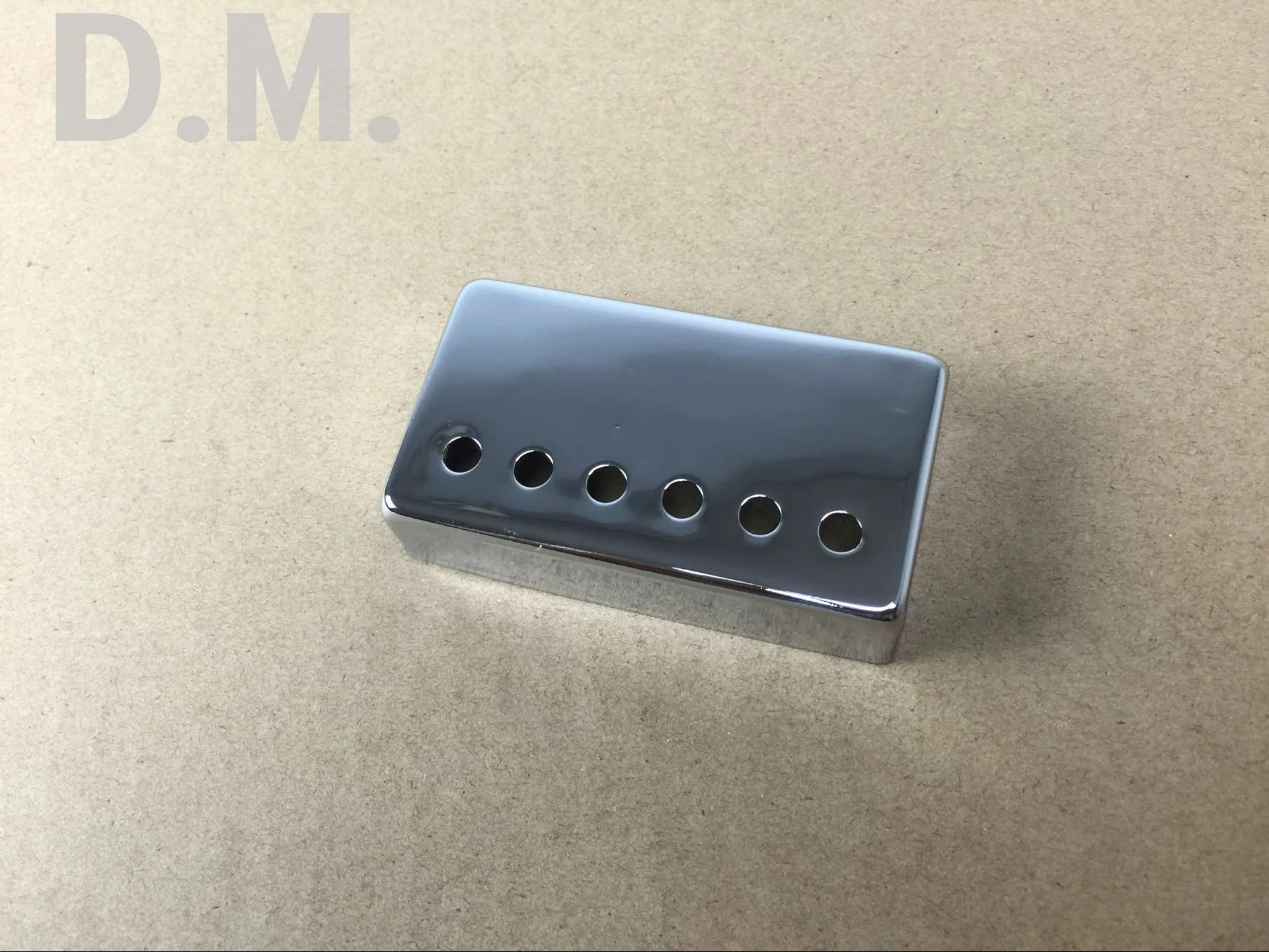 Аксессуары для электрогитары LP Вибрационный звукосниматель корпус медный покрытый 50#52# серебристый черный