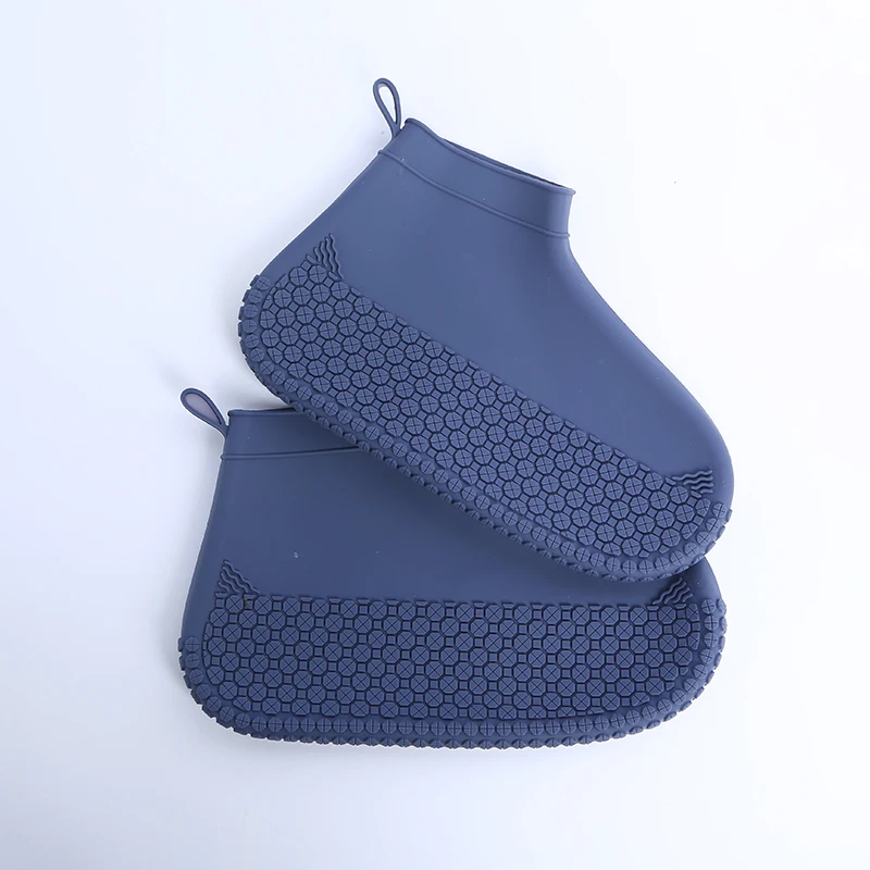 dark blue Новые высококачественные непромокаемые сапоги Водонепроницаемые для детей ПВХ резиновые сапоги Нескользящая водонепроницаемая обувь для дождливого дня для мужчин и женщин - Цвет: dark blue