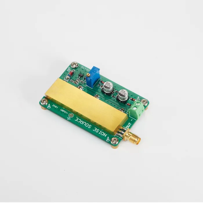 Generador de ruido RF de 0-1GHz, generador de ruido blanco, espectro Simple, seguimiento de la fuente, barredor de frecuencia