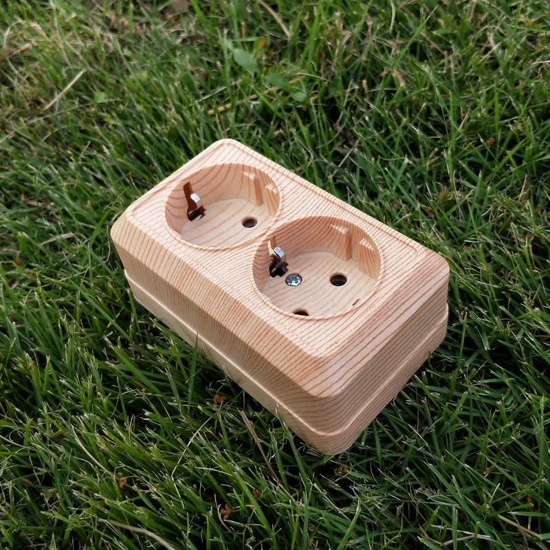 两位高插场景图