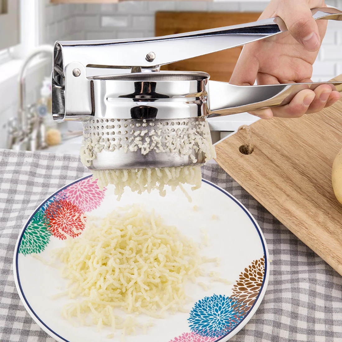 Potato Manual Squeezer Stainless Steel Ricer and Masher Lemon Fruit Citrus Press Juicer Convenience | Дом и сад