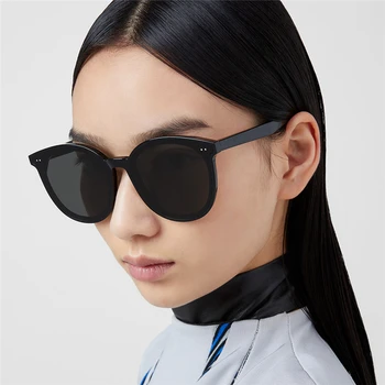 

2020 Fashion Sunglasses Women Vintage Metal Frame Oversized Sun Glasses Luxury Designer UV400 Sunglass Female Men UV400