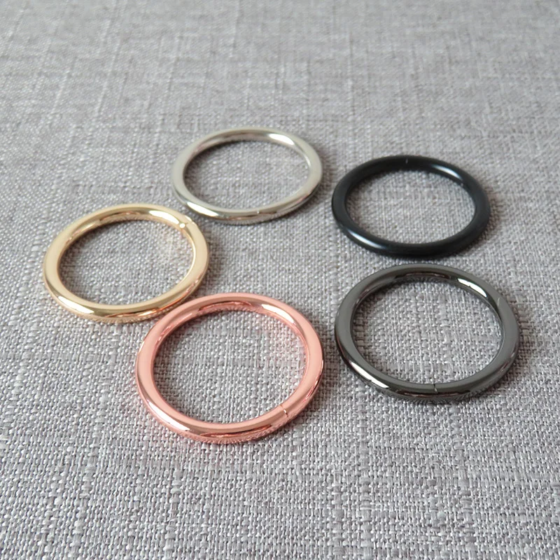 

10 pcs 32mm Black Metal O Ring Round Wheel Clasp Hardware Belt Strap Buckle For Bag Dog Harness DIY Sewing Garment Accessories