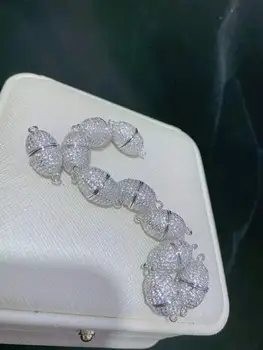 

High-grade zircon micro inlay classic two color rice grain shape magnetic clasp