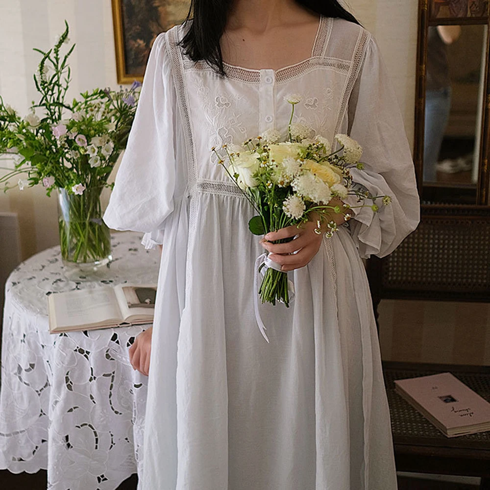 Women Beautiful Nightgown Princess Long Sleeve Loose Cotton White Nightdress Long Sleeve Retro Palace Sweet Korean Sleeping Gown