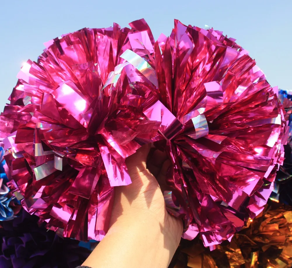 Рисунок 5 - Помпоны со встроенной ручкой