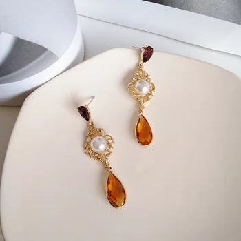

Korean Temperament Court Style Fashion Light Luxury Rhinestones Pearl Clip Earrings Simple Graceful Ladies Jewelry Accessories