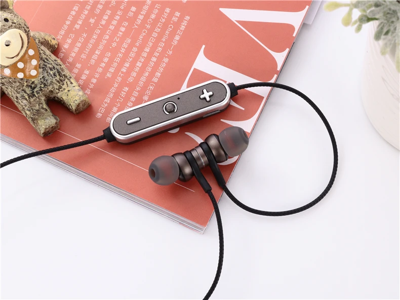 Коричневый Музыкальные магнитные Bluetooth наушники с микрофоном беспроводные Bluetooth наушники спортивные потонепроницаемые бас Музыка гарнитура для мобильных телефонов - Цвет: Коричневый