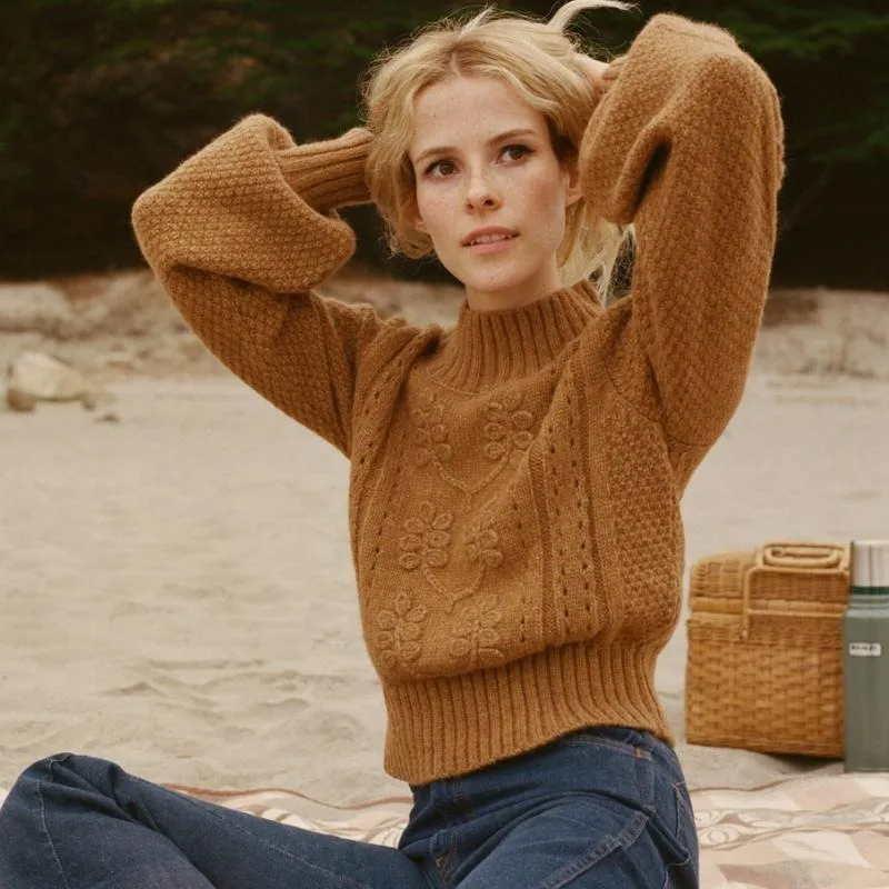 Women Sweater Short Knit Pullover Sweater with High Waist and Cuffed Lantern Sleeve