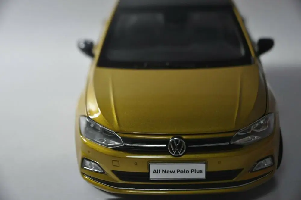 1:18 литье под давлением модель для Volkswagen VW все новые Polo Plus хэтчбек Игрушечная машина из сплава миниатюрная коллекция подарки