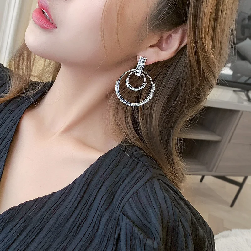 12853029618_1221869551