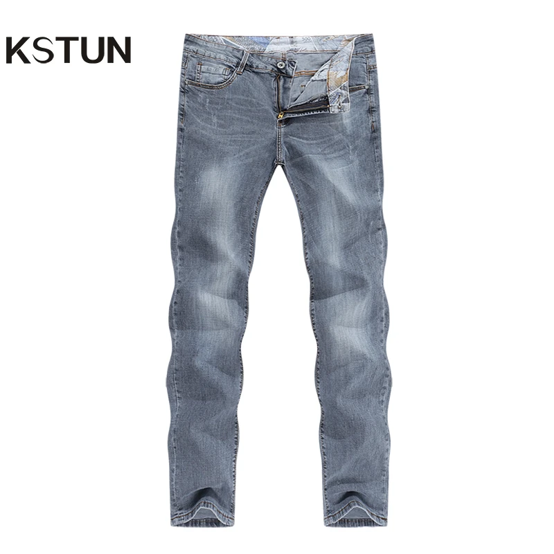 straight vs regular pants