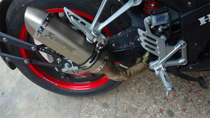 51 мм Универсальный Akrapovic мотоцикл выхлопной глушитель выхлопных газов для FZ1 R6 R15 R3 ZX6R ZX10 Z900 1000 CBR1000 GSXR1000 650 K7 K8 K11 600