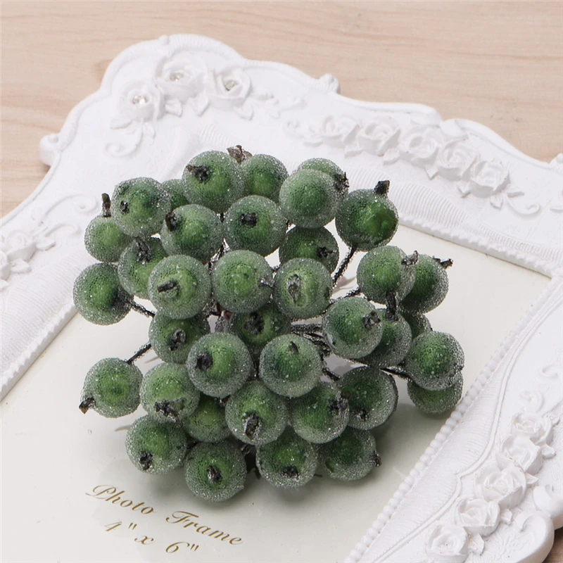 40 Pcs Decorative Mini Christmas Frosted Fruit Berry Holly Artificial Flower PXPC - Цвет: Dark Green