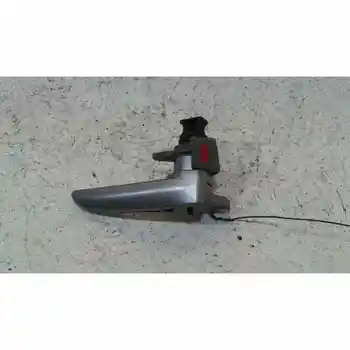 

HANDLE INNER FRONT RIGHT MAZDA 2 SALOON (DY)