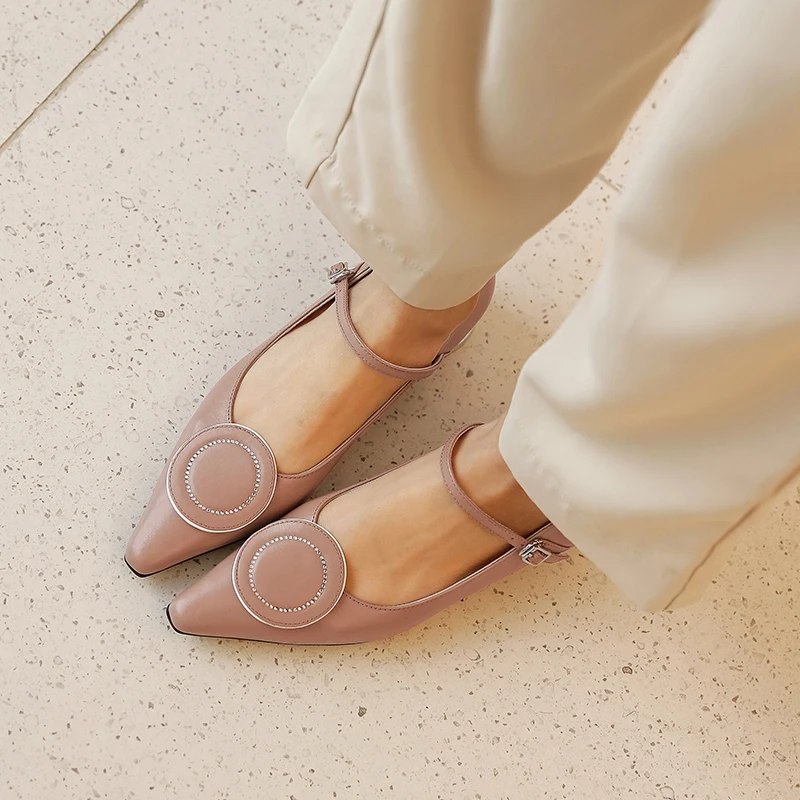 Chaussures femme; коллекция года; Брендовая обувь на высоком каблуке ...