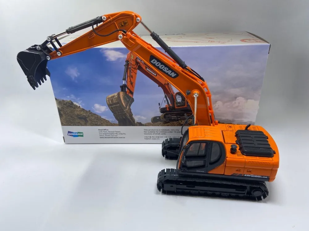 DX225LCA (9)