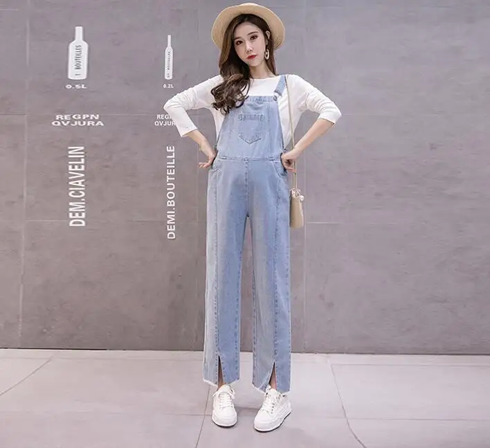 3259# Light Blue Washed Denim Maternity Jumpsuit Large Size Loose Autumn Fashion Overalls for Pregnant Women Pregnancy Bib Pants - Цвет: Синий