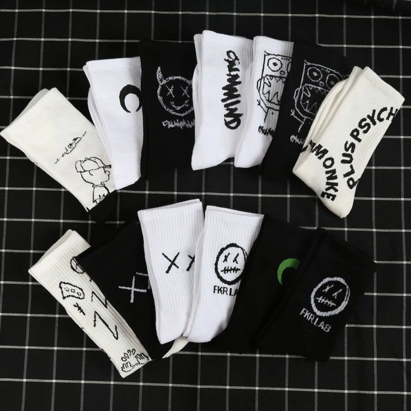 

Japanese Cotton Socks Men Women Couples Grimace Tall Hip-hop Wild Fashion Cartoon Anime Socks Street Skateboard Happy Funny Sock