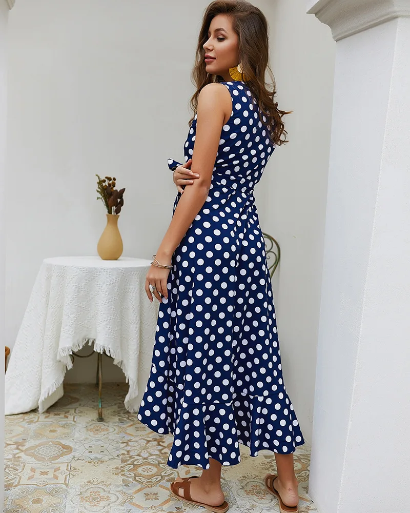 10605884886_1245422853