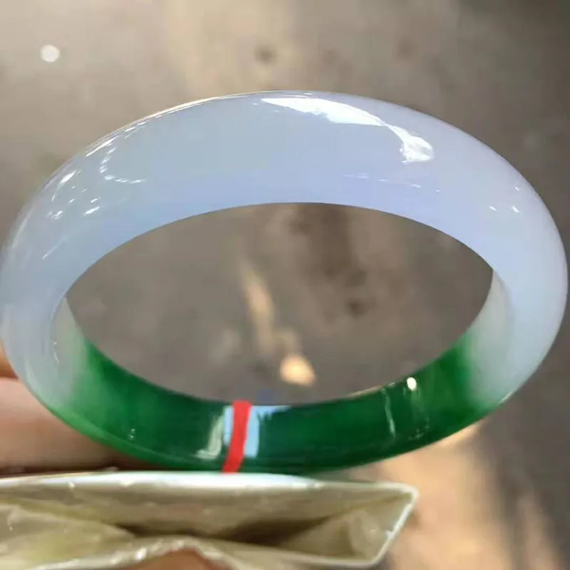 Myanmar Jadeite ice perfect полузеленый браслет(включая сертификат