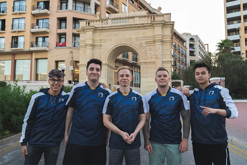 O1CN01LiXe4Y28y34wxjAeZ_!!2621818000