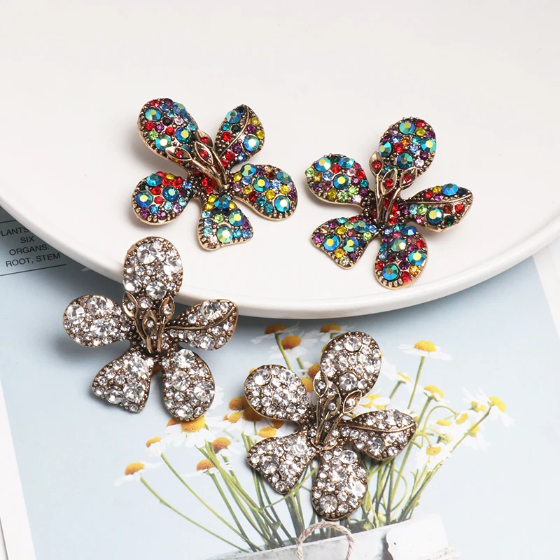

FASHIONSNOOPS New Design Vintage Rhinestone Flower Earrings High Quality Bohemian Big Stud Earrings For Women Fashion Jewelry