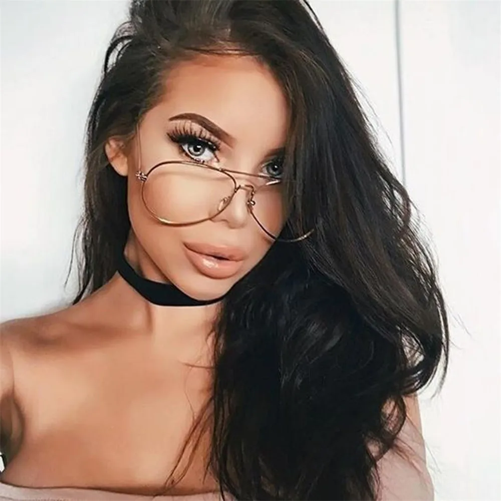 227897_no-logo_227897-4-05