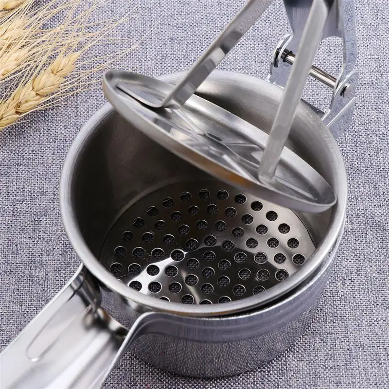 Stainless Steel Potato Ricer Garlic Presser With 3 Interchangeable Disks Fruit Masher Food Press Potato Masher Kitchen Gadget