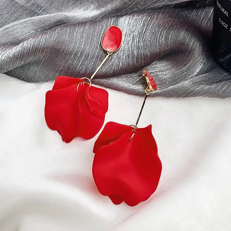 Корейские новые трендовые красные акриловые лепестки цветок длинные висячие серьги для женщин девушки пляж праздник заявление кисточкой Pendientes