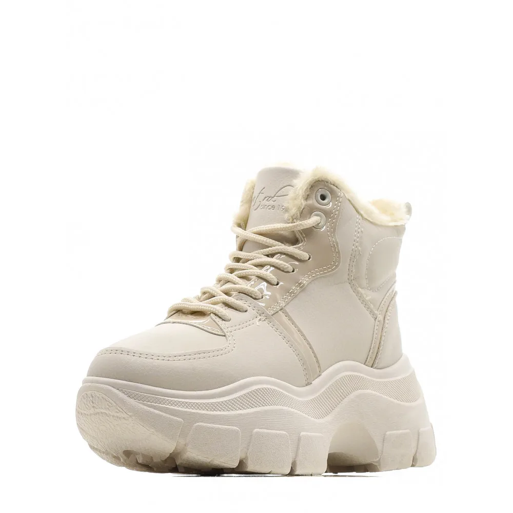 Женская обувь PATROL ботинки осень зима искусственная кожа цвет молочный подкл.