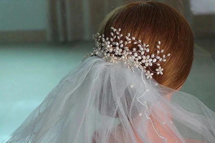 

Silver Color Pearl Rhinestone Wedding Hair Combs Hairpins Hair Accessories for Women Flower Hair Clips Bridal Party Jewelry