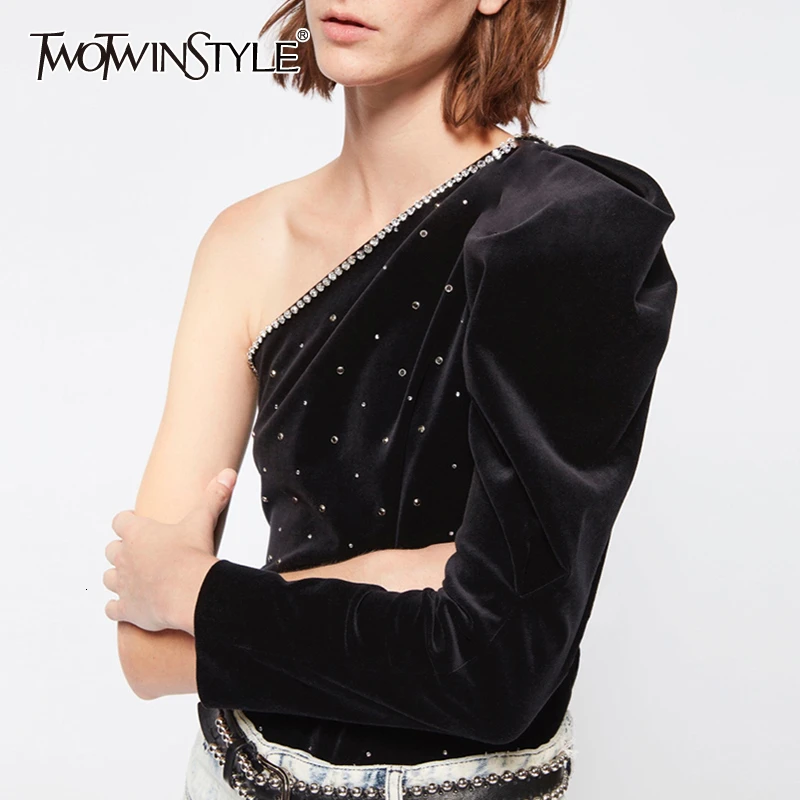 TWOTWINSTYLE Diamonds Velour T-shirts For Female Skew Collar Puff Long Sleeve Autumn T Shirt Women