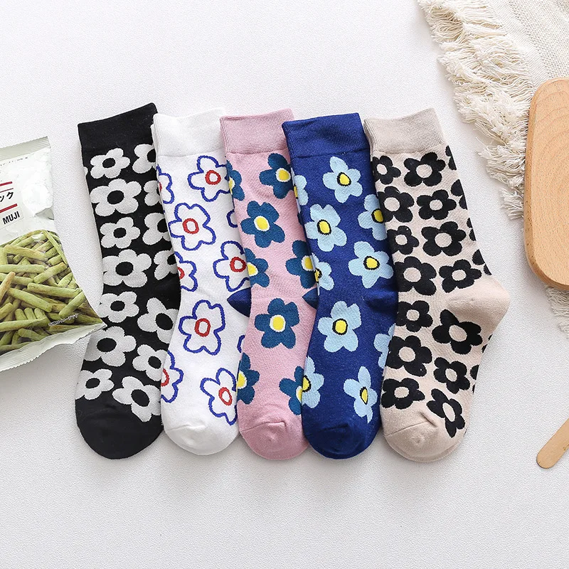 

Han edition Xuan elegant wind ins wet socks in spring flowers sweet breathable absorbent cotton long socks wholesale