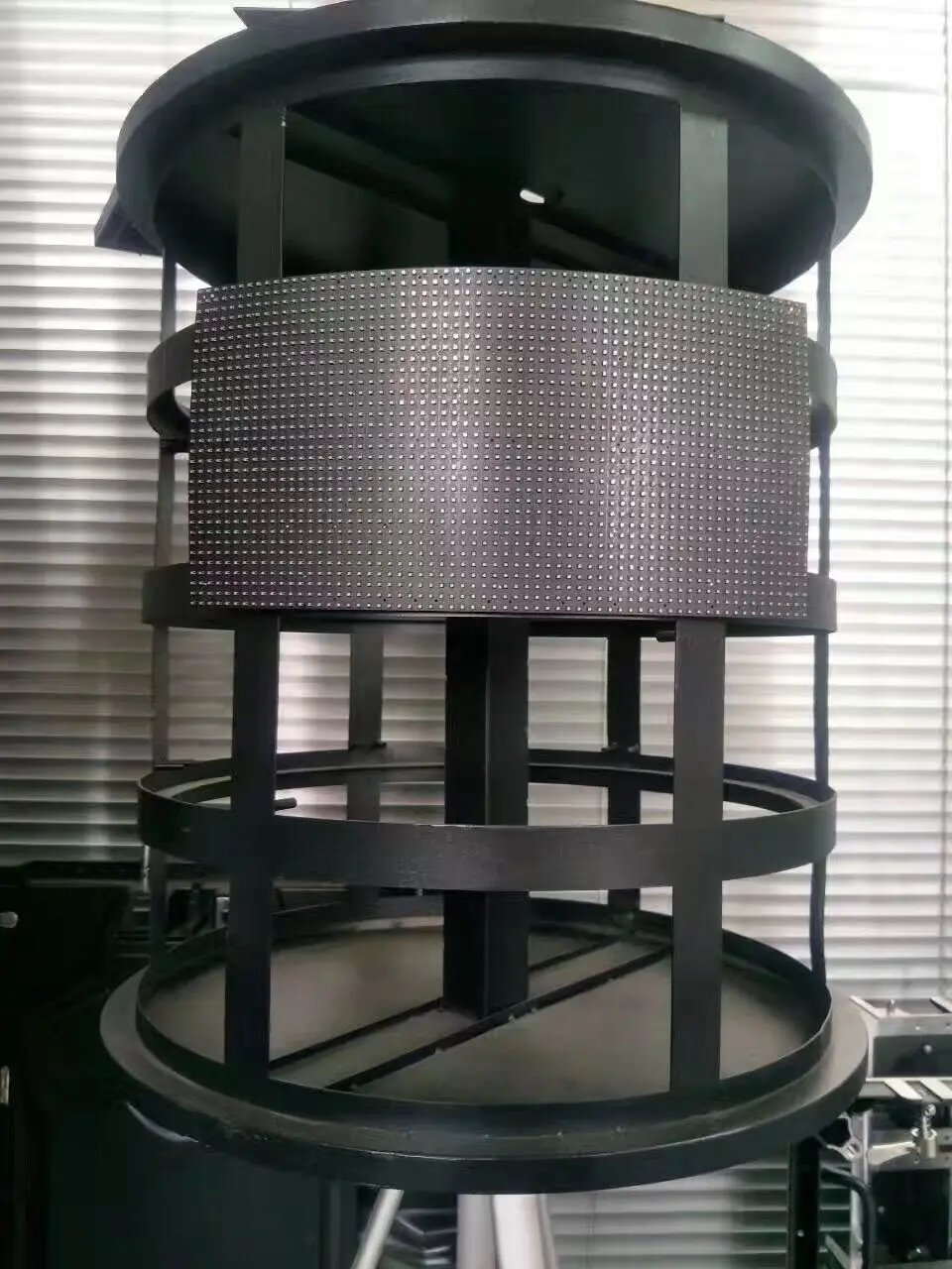 

Free shipping rgb soft led module p4 32*64 , flexible circle full color led display led panel module
