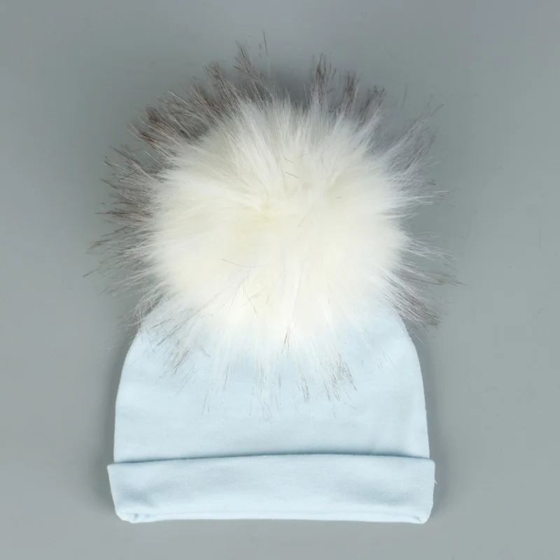 22Light Blue Осенне-зимний мягкий хлопковый бант для новорожденных, аксессуары для мальчика, шапка для ребенка, шапка для младенца с искусственным помпон из меха енота - Цвет: 22Light Blue