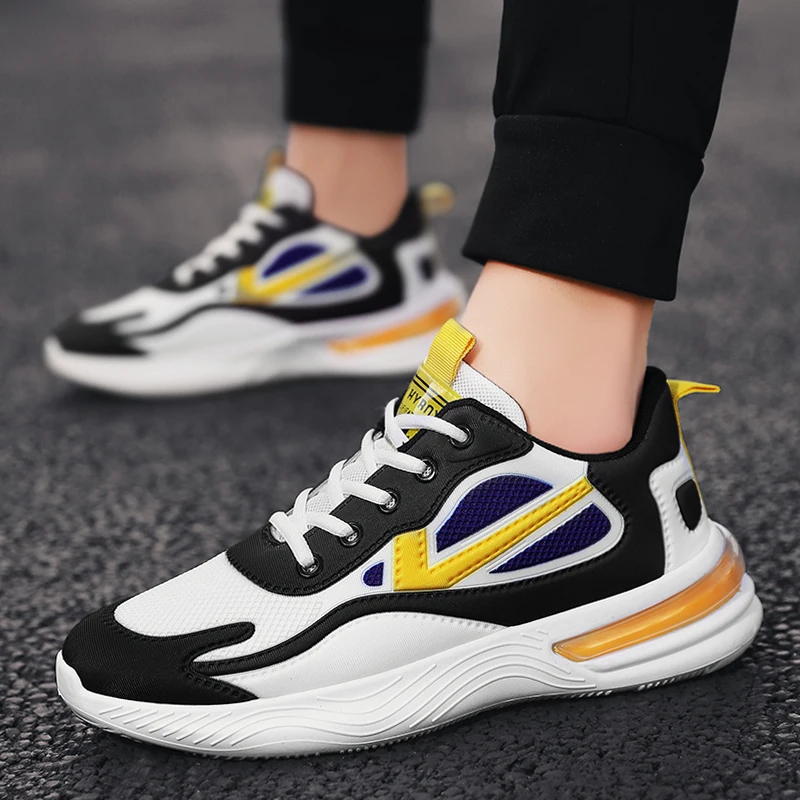 

Casual shoes men's 2020 new breathable running sports shoes mesh cloth comfortable indestructible flying running shoes men